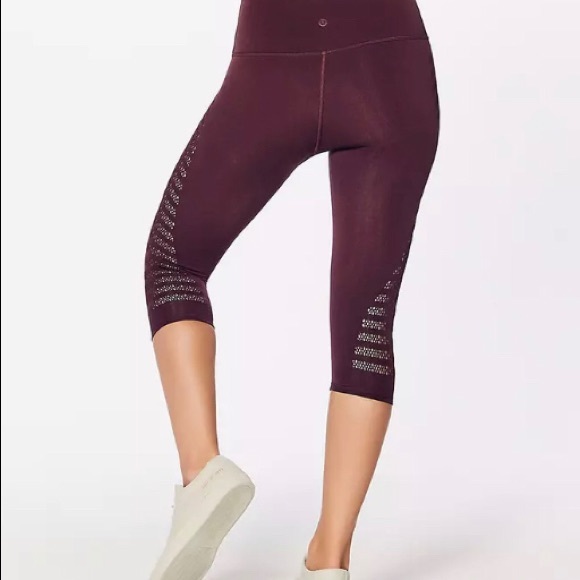 Lululemon reveal crop (strip 17”) color Dark Adobe - Picture 3 of 7